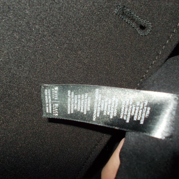 White House Black Market - Picture 16 of 16